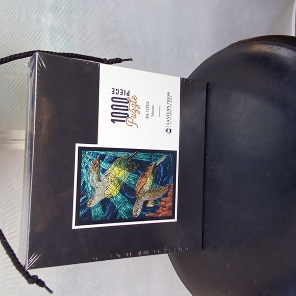 Local Design drawstring backpack+ sea turtle puzzle - Picture 4 of 4